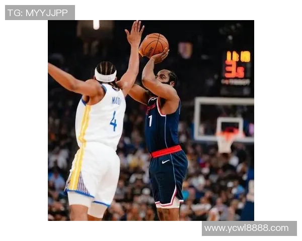 2014年NBA骑士与火箭激战回顾：精彩瞬间与球星表现分析